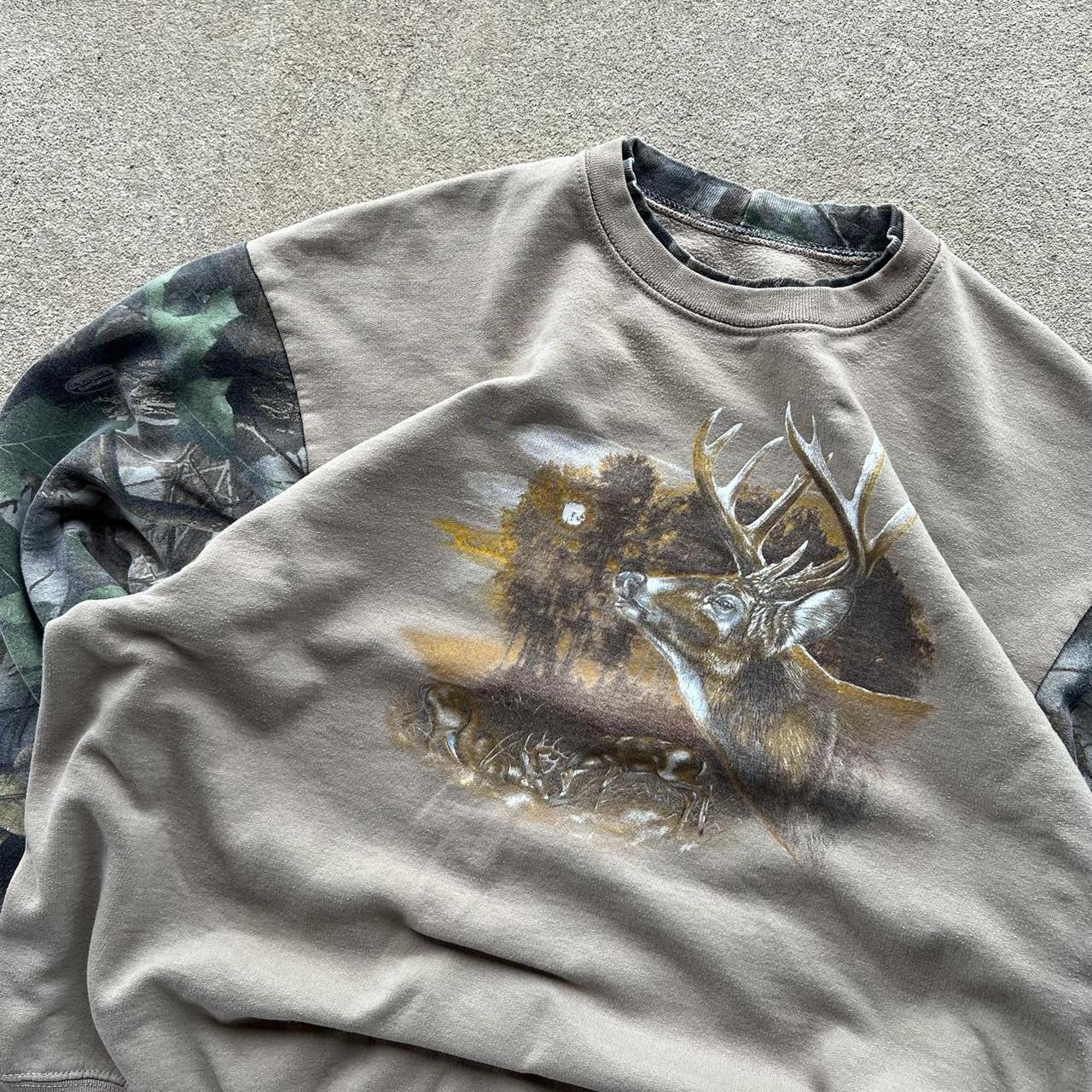 Vintage Y2K Camo sweatshirt