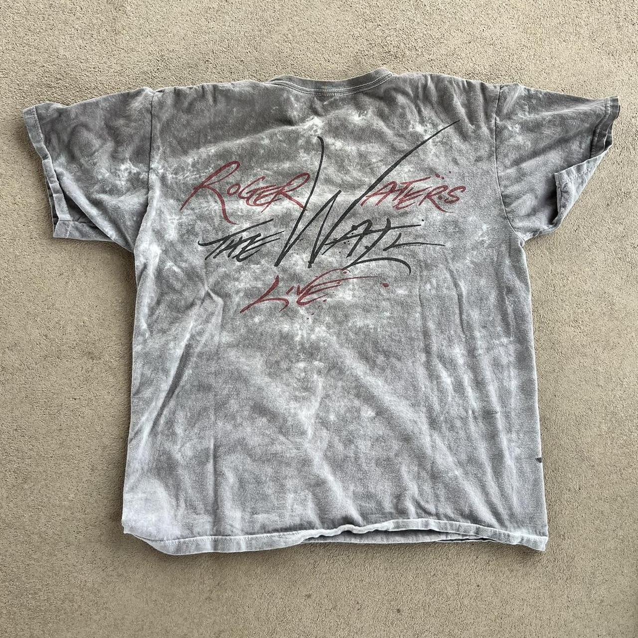 Vintage Y2K Pink Floyd T-shirt