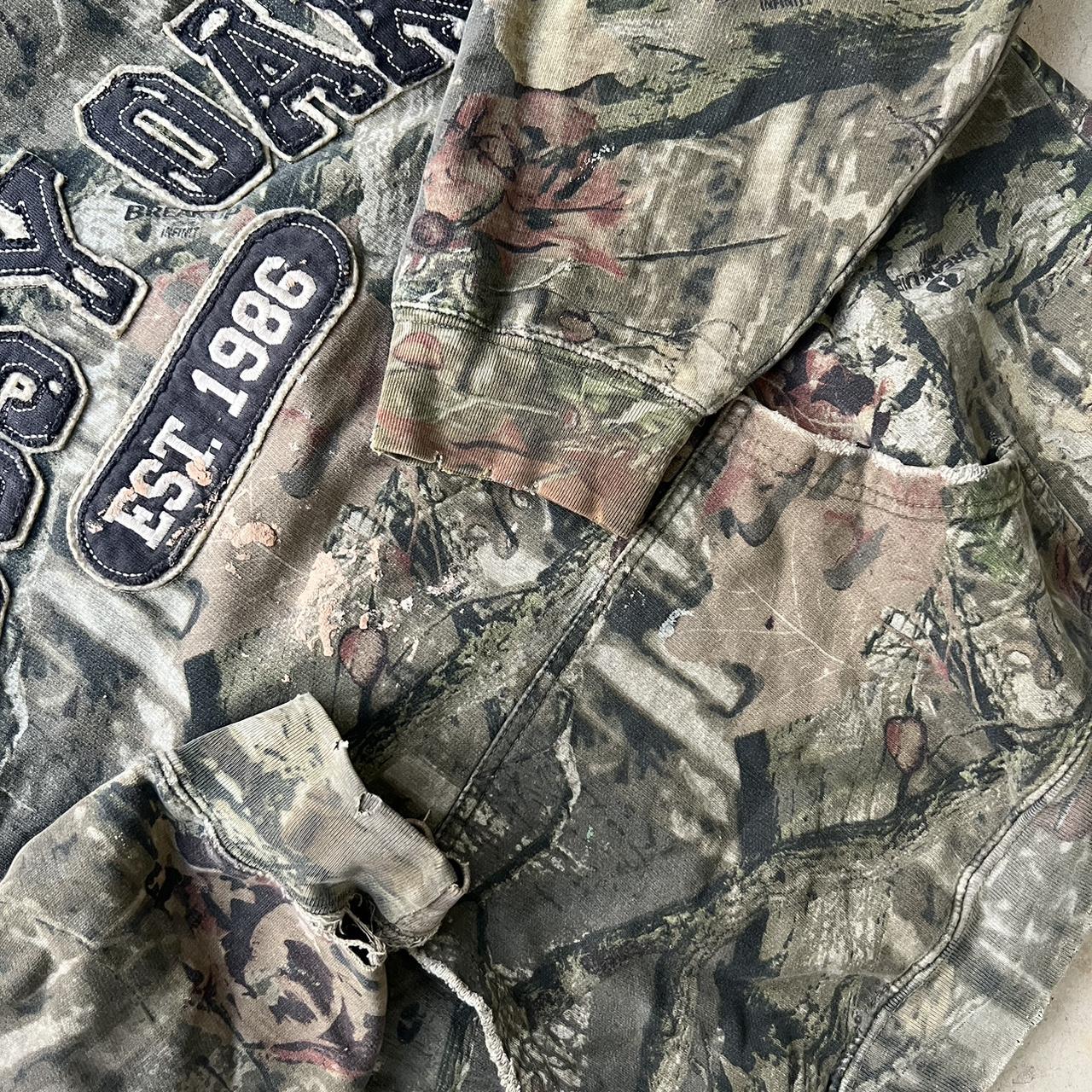 Vintage Y2K Mossy Oak Camo Hoodie