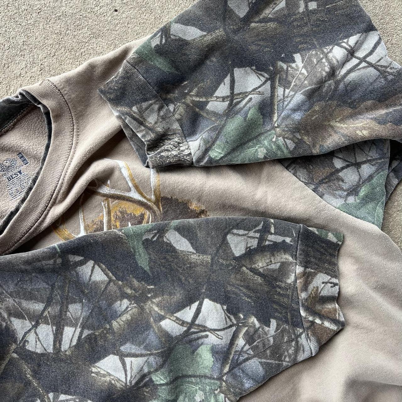 Vintage Y2K Camo sweatshirt