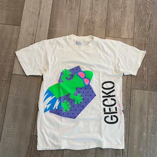 Vintage 1998 Gecko Hawaii Wrap Around Tee