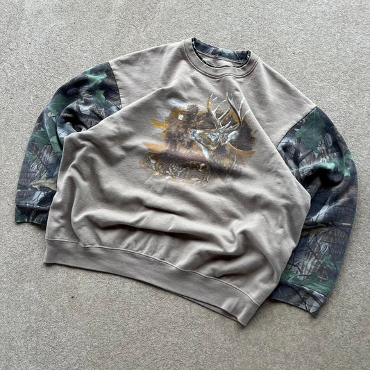 Vintage Y2K Camo sweatshirt