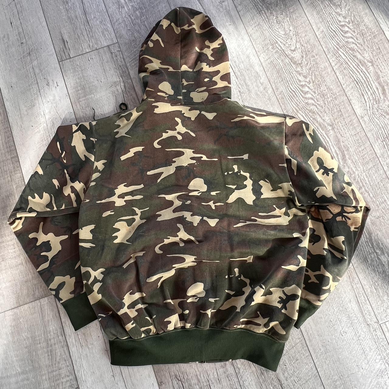 Vintage 90s Camo Waffle Thermal Zip-up!